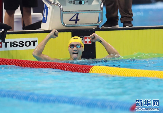 加拿大选手力克对手，勇夺亚军