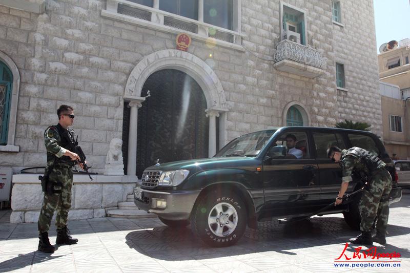 战火不息，惊险一幕悉数呈现！