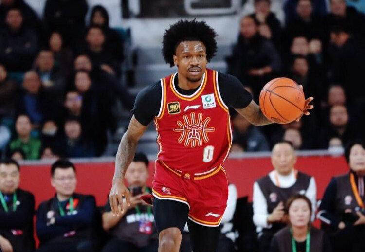 山西队外援表现出色，获赛季MVP