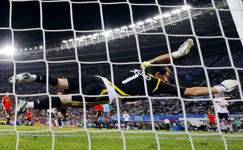 维也纳球场上的大战,匈牙利队取得较量胜利的简单介绍 维也纳球场上的大战,匈牙利队取得较量胜利的简单介绍