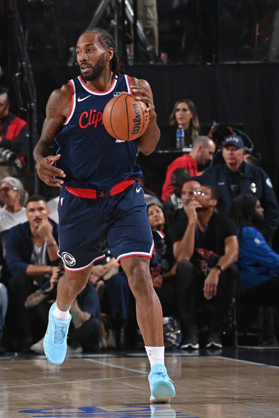 快船雪藏太阳,主场取得胜利的简单介绍 快船雪藏太阳,主场取得胜利的简单介绍