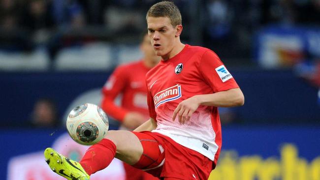 弗赖堡战平汉诺威，保持联赛不败的简单介绍